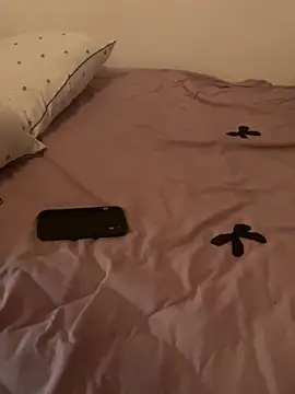 Linhtruong   online show from 04.21.26