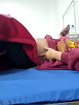 Single-momm22 online show from 01.17.26