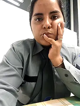 Snapshot of Isabel_3 chatting on 02.10.26 Isabel 3 online show from 02.10.26