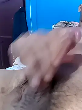 Snapshot of carlosmoste chatting on 02.18.26 carlosmoste online show from 02.18.26