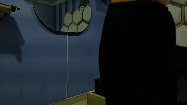 yvi taylor online show from 04.15.26