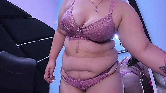 MiaRouss69 online show from 03.21.26