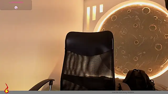 Snapshot of Apolo_lux1 chatting on 07.10.26 Apolo lux1 online show from 07.10.26