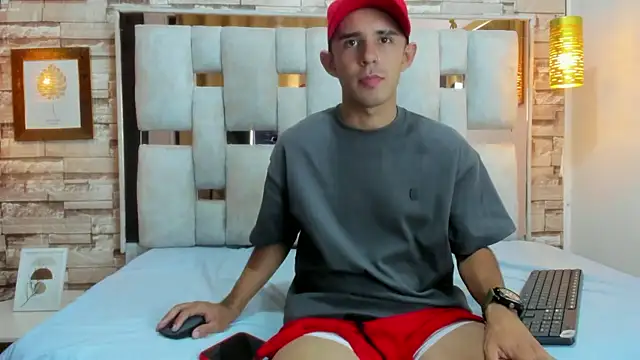 Lian Brown online show from 01.17.26