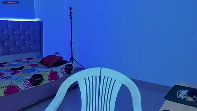 kitty violet11 online show from 04.01.26