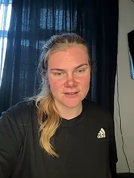 SexyBlondJoanna online show from 02.27.26