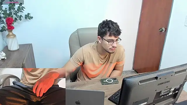 Snapshot of Jay_Grip chatting on 02.06.26 Jay Grip online show from 02.06.26