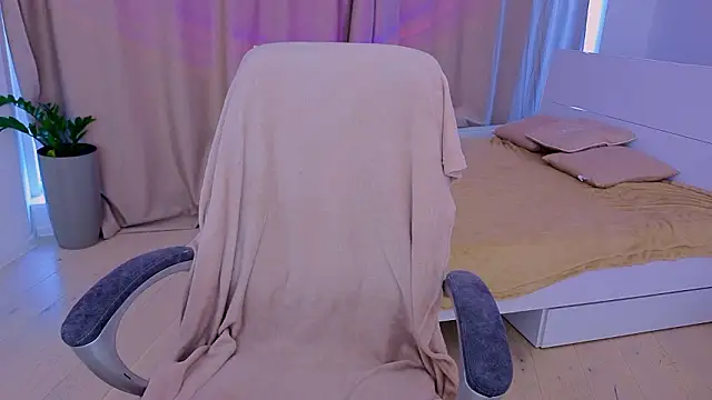 ApheliaStar online show from 03.18.26