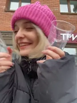 aka Blonde online show from 02.09.26