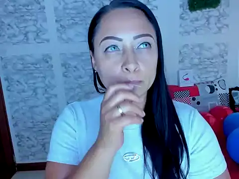 XXXStephanie XXX online show from 04.08.26