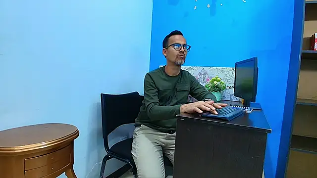 Oswalldo   online show from 03.02.26