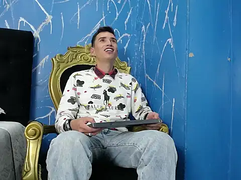 Iam Smith  online show from 02.18.26