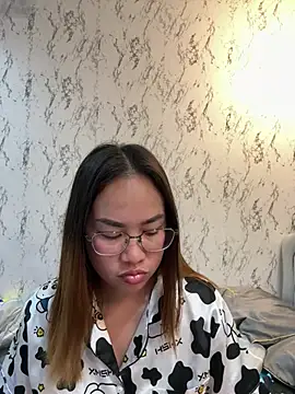 Ponthip online show from 03.10.26