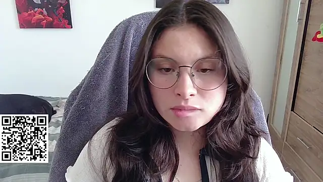 yessica gomez01 online show from 04.19.26