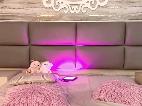 Little Mayy online show from 02.05.26