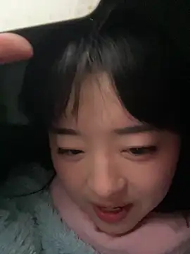 Snapshot of Mloy-01 chatting on 02.14.26 Mloy-01 online show from 02.14.26