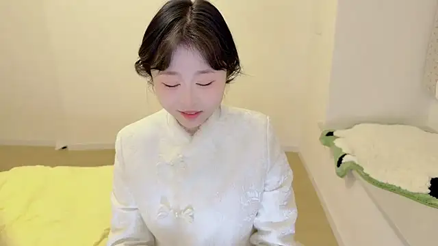 Onefiona online show from 03.08.26