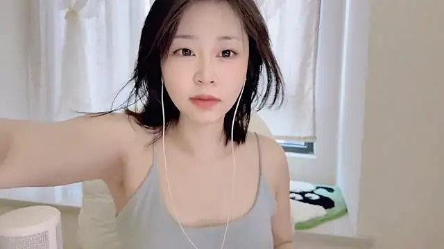Snapshot of Onefiona chatting on 07.06.26 Onefiona online show from 07.06.26
