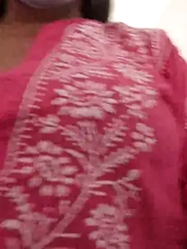 Snapshot of Zaara101 chatting on 05.23.26 Zaara101 online show from 05.23.26