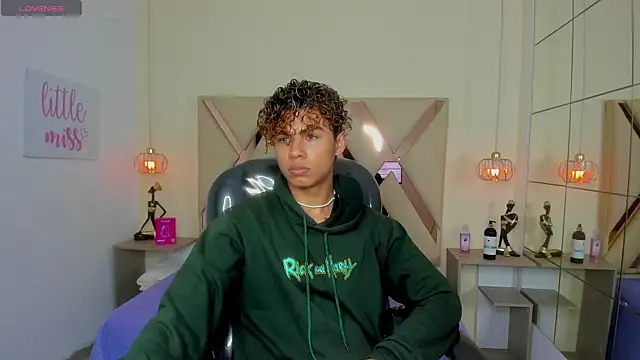 Anyelo Twink online show from 06.04.26