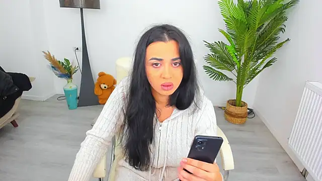 Carla Shine online show from 01.12.26