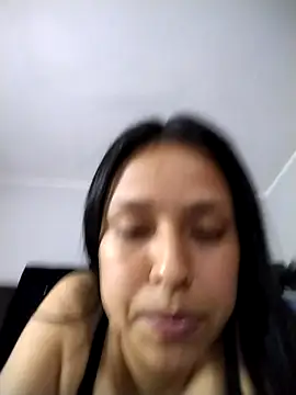 Snapshot of Aleja_1426 chatting on 03.12.26 Aleja 1426 online show from 03.12.26