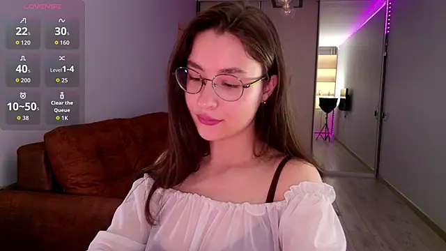 classy     online show from 04.24.26