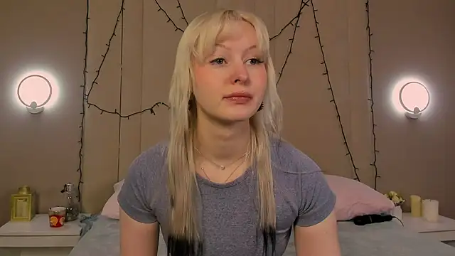 AdeleSilvy online show from 03.18.26