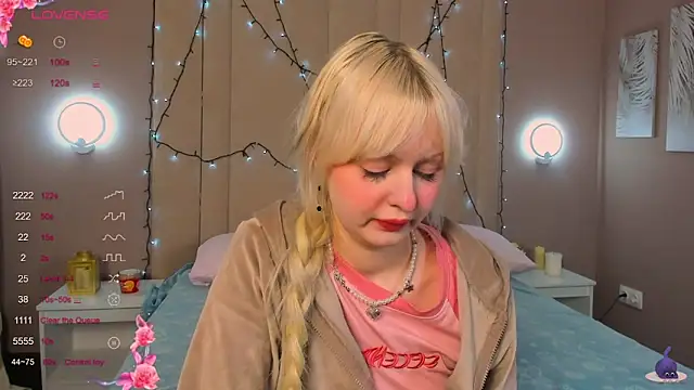 AdeleSilvy online show from 04.02.26