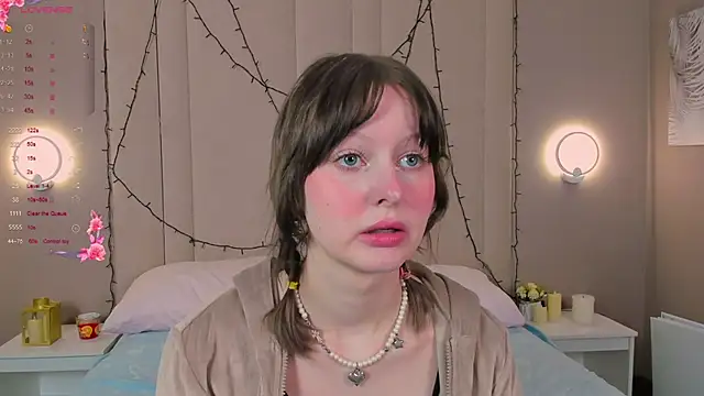 Snapshot of AdeleSilvy chatting on 06.15.26 AdeleSilvy online show from 06.15.26
