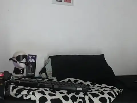 CherryH0ttie online show from 05.27.26