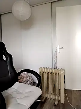 Snapshot of therealsun8 chatting on 02.16.26 therealsun8 online show from 02.16.26