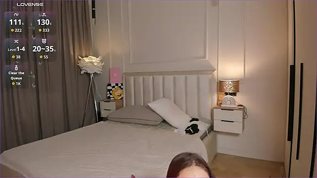 Snapshot of haerynn chatting on 04.28.26 haerynn online show from 04.28.26