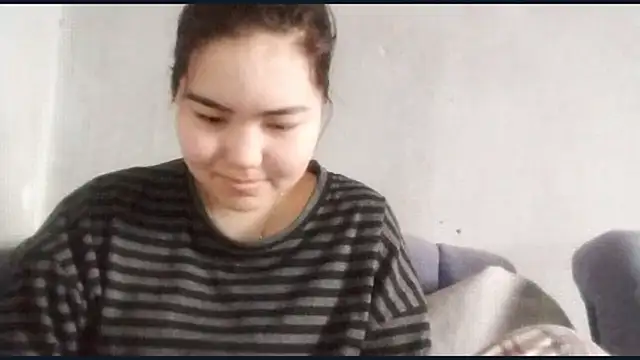 MollyAsian online show from 02.17.26