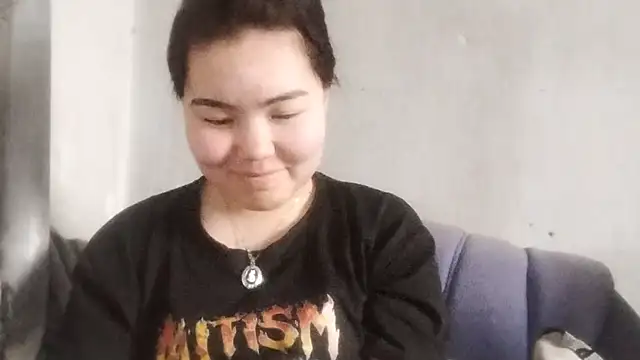 MollyAsian online show from 02.24.26