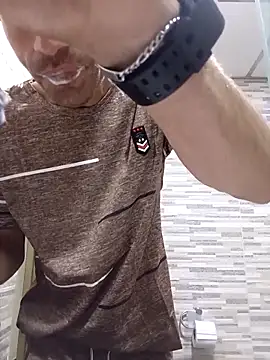 torvyHot online show from 03.22.26