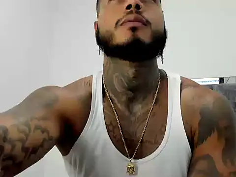 Snapshot of alexis_27121 chatting on 03.04.26 alexis 27121 online show from 03.04.26