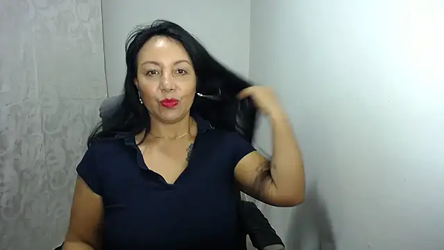 soyElena46 online show from 04.20.26