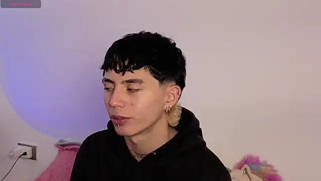 Maiky Cooper01 online show from 03.21.26