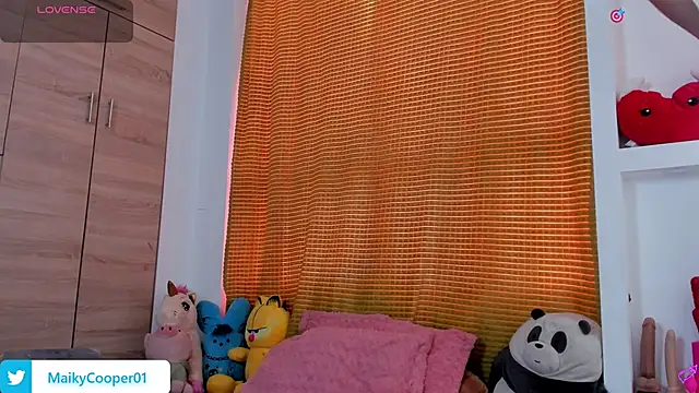 Snapshot of Maiky_Cooper01 chatting on 04.28.26 Maiky Cooper01 online show from 04.28.26