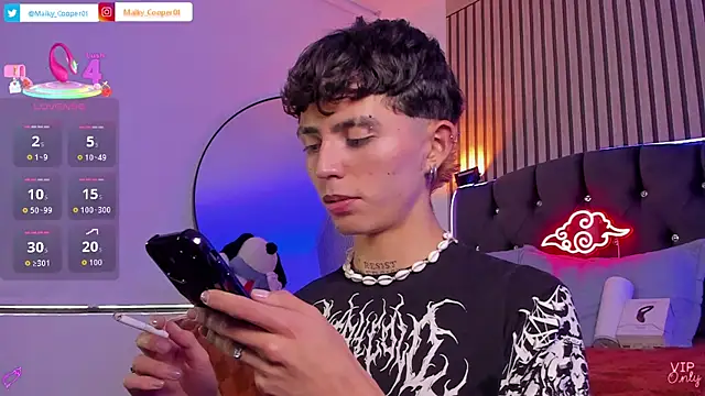 Snapshot of Maiky_Cooper01 chatting on 07.15.26 Maiky Cooper01 online show from 07.15.26