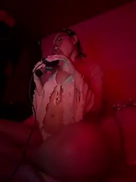 OriannaWolf online show from 02.18.26