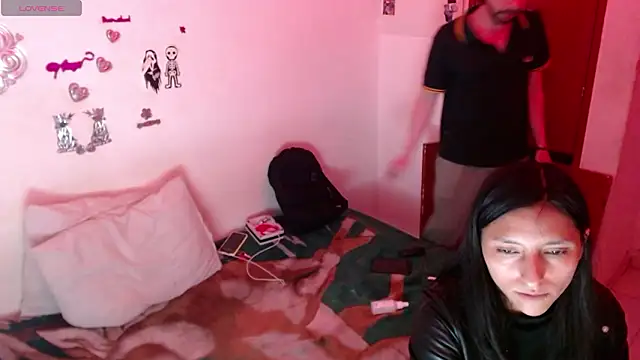 couple  party  online show from 01.18.26