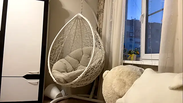 AnjaEmmlck online show from 01.17.26