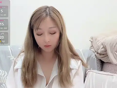 Snapshot of tw_kimi chatting on 02.04.26 tw kimi online show from 02.04.26