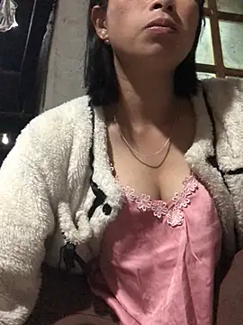 Snapshot of sun-shii chatting on 02.20.26 sun-shii online show from 02.20.26