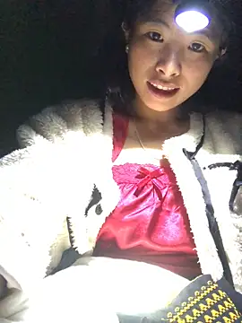 Snapshot of sun-shii chatting on 02.20.26 sun-shii online show from 02.20.26