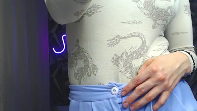 NikkiKiss    online show from 04.10.26