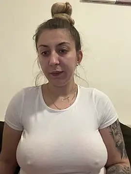 dalia0710 online show from 04.15.26