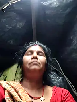 Hot di97 online show from 02.27.26